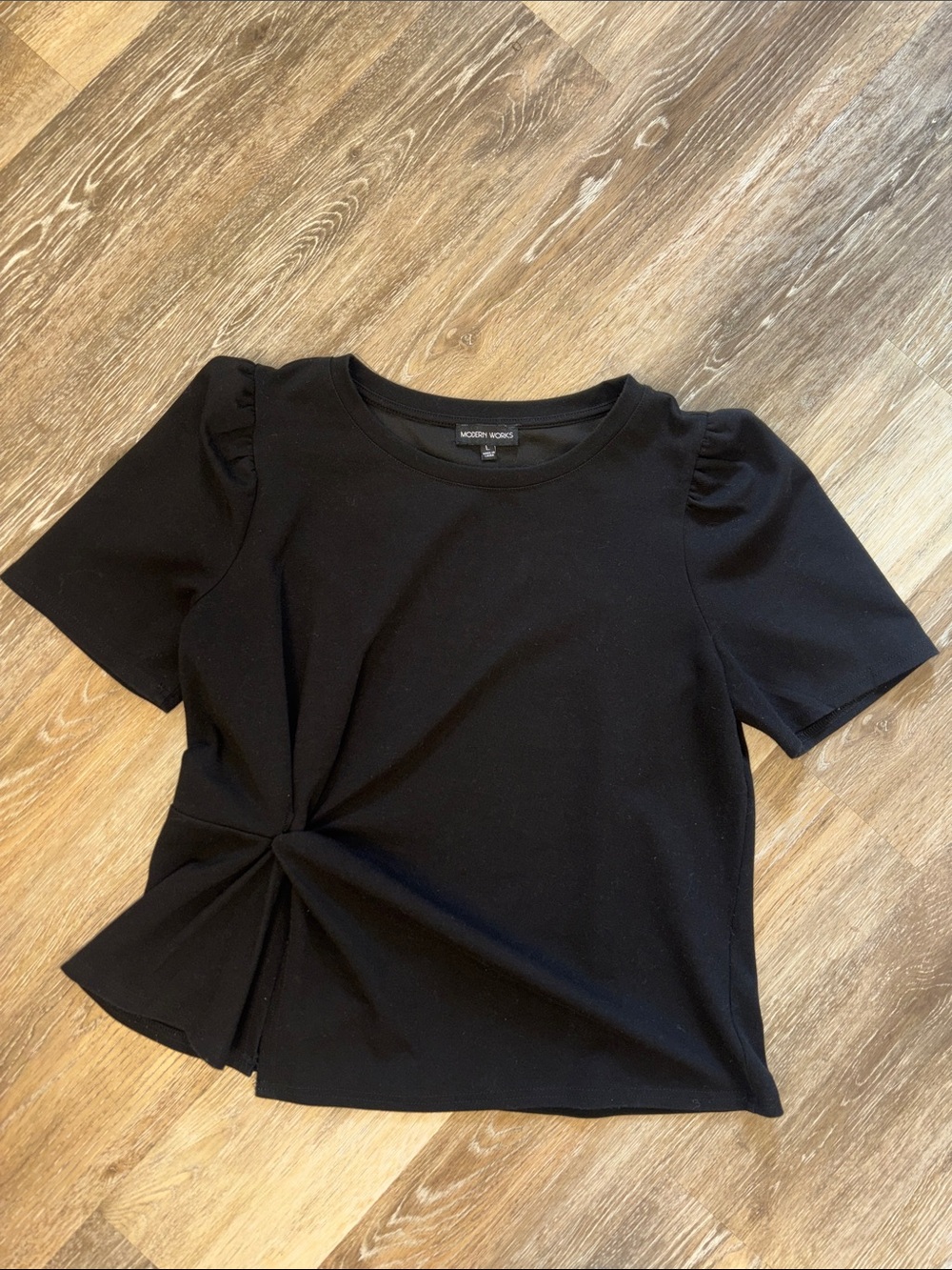 Black Twist-Front Short Sleeve Top Sz large Modern works chic flattering shaping